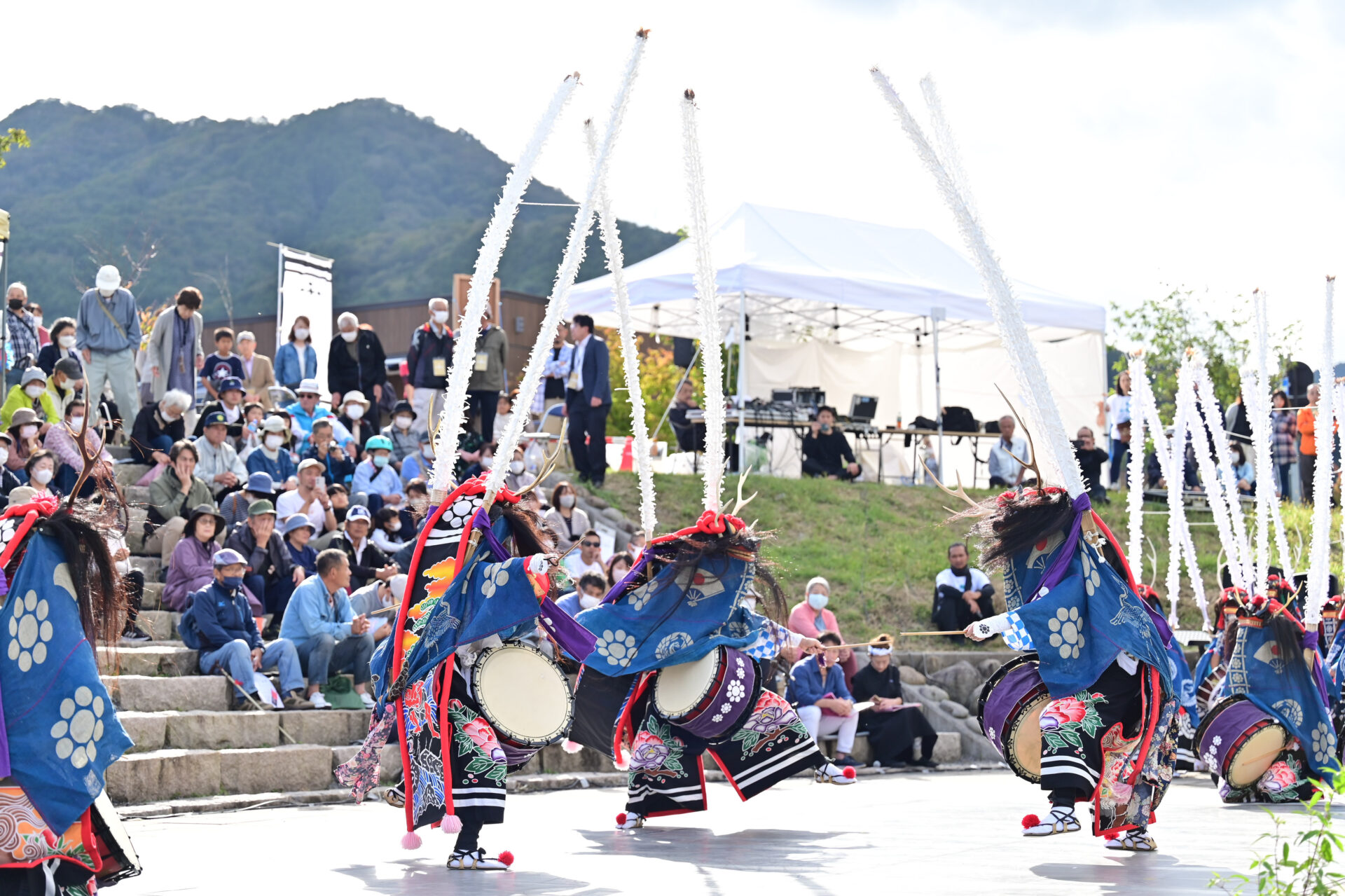 つどえ！鹿踊りの庭 | NPO法人 いわてアートサポートセンター